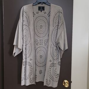 Rino and pelle lazercut kimono cardigan size xs/s